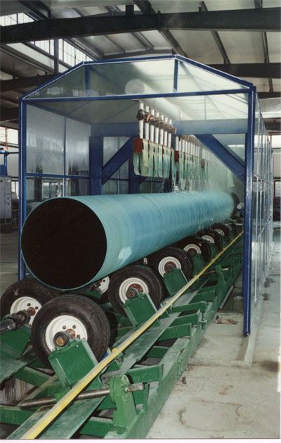 CHLORINATE RUBBER PAINTED PIPELINE